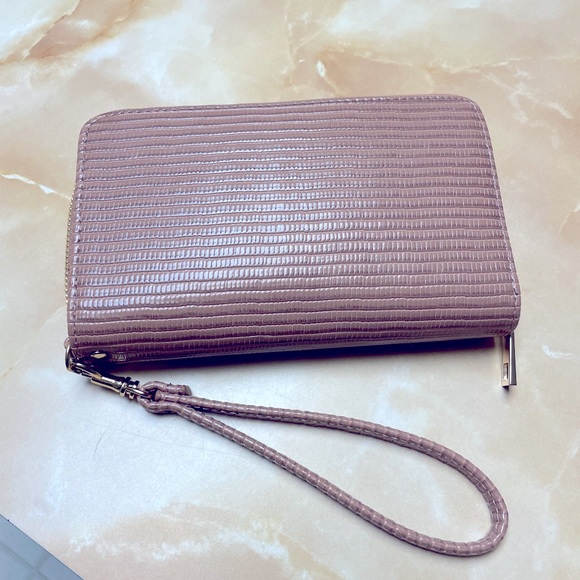 A new day wristlet wallet - Picture 1 of 3